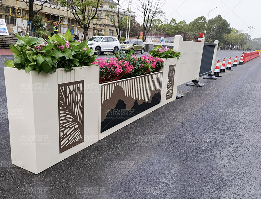 中央隔離帶花箱江西九江花箱案例